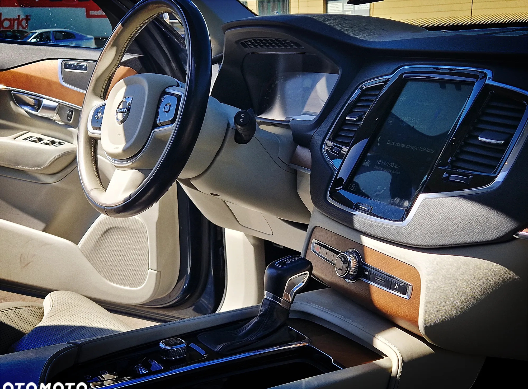 Volvo XC 90 cena 129900 przebieg: 186723, rok produkcji 2017 z Ząbki małe 191